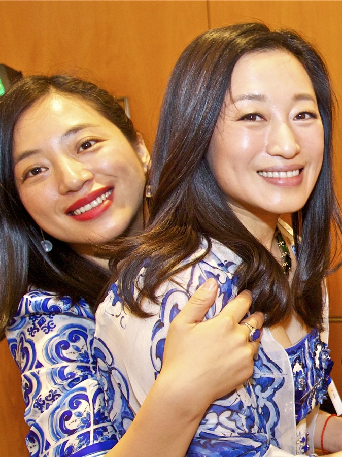 Artist Ai Jing and her sister Ai Dan