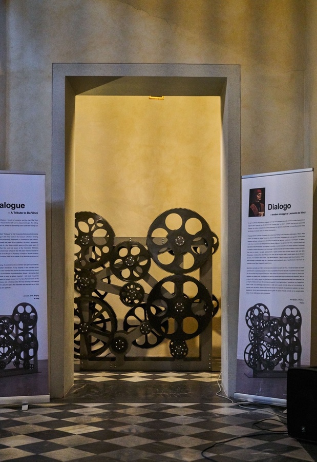 《To Da Vinci》钢结构声音装置, 205 cm x 206 cm x 60 cm，2019 “致敬达·芬奇” ，里昂纳多，意大利