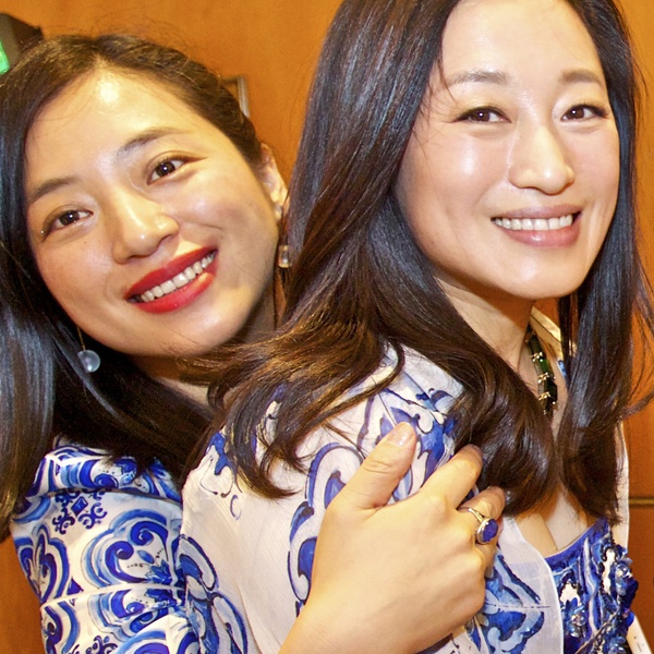 Artist Ai Jing and her sister Ai Dan
