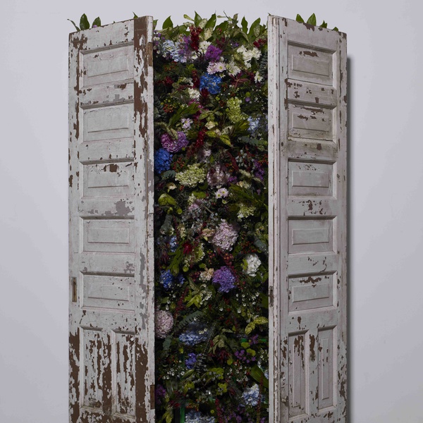 每一扇门里都有鲜花 #2, 2012