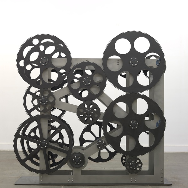 To Da Vinci (1), 2015 Stainless steel and gears 205 x 206 x 60 cm